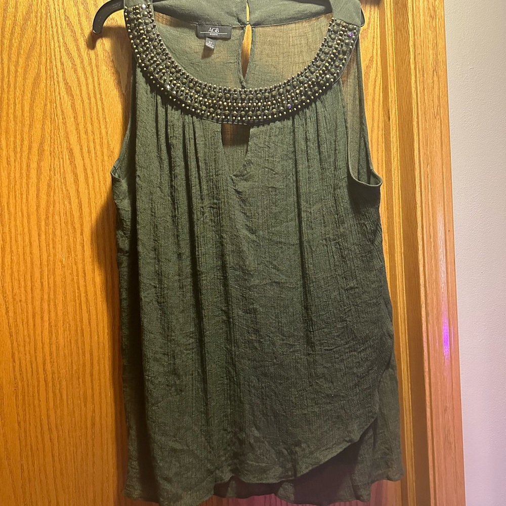 Gauze tank top with beads